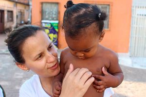 1428 5 sentidos bebe entrevista