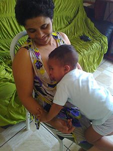 mamando com dois anos