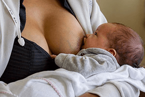 Bebê mamando